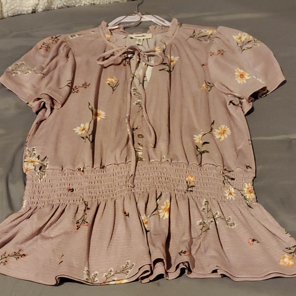 Francesca's blouse, Size L, Plum with floral print